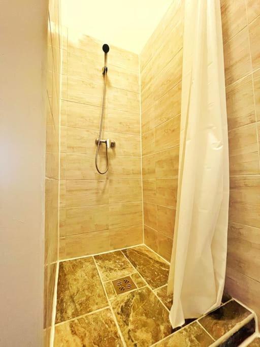 Central Spacious Flat 부다페스트 외부 사진